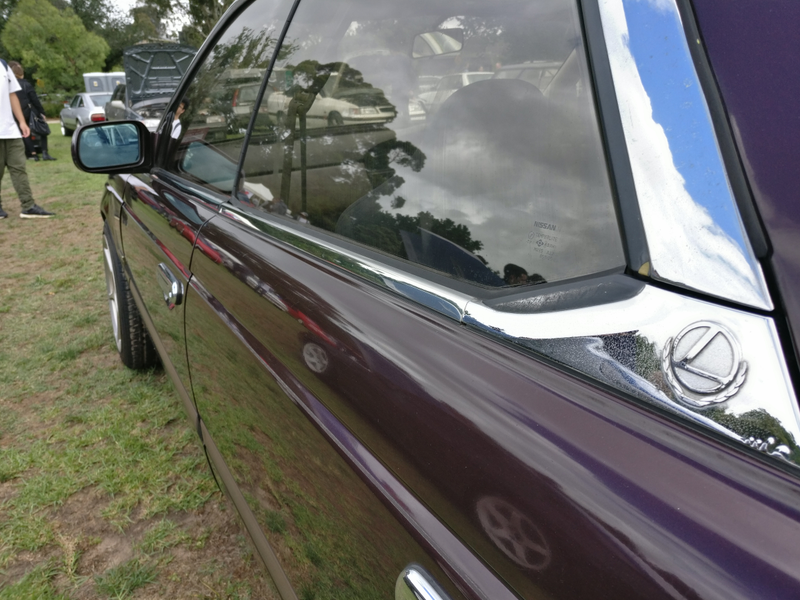 Nissan Laurel’s logo looking suspiciously similar to Lexus. Probably a good thing Lexus didn’t hit Japan ‘til 2006
